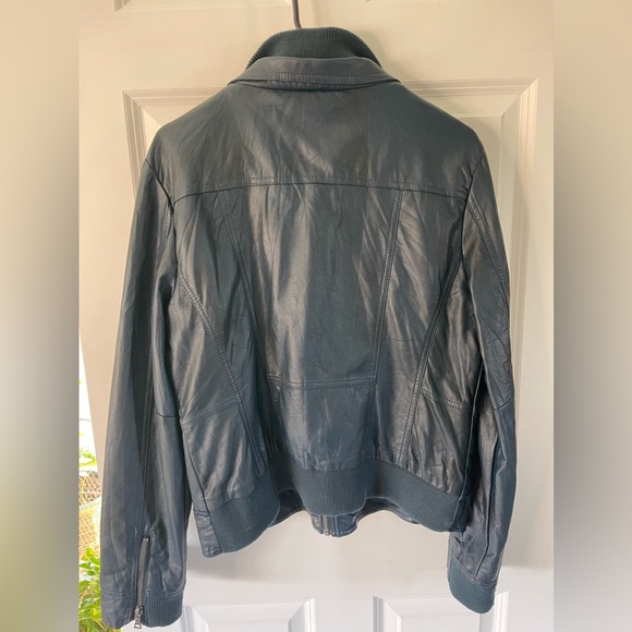 Guess Jacket - Picture 4 of 8